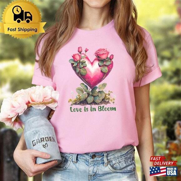Julia A Other - Love In Bloom Spring Roses Heart Graphic Unisex T-Shirt